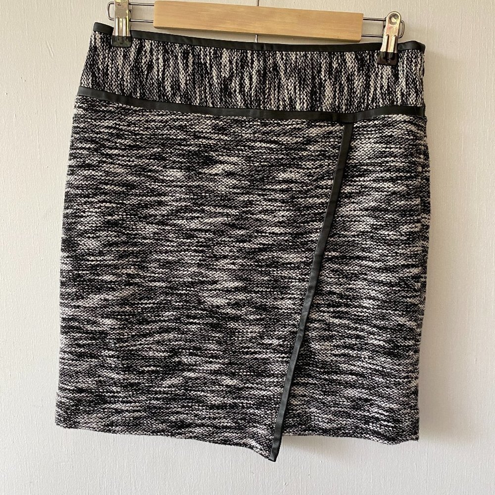White House Black Market Faux Wrap Skirt Womens 0 Career Business Casual Zip
